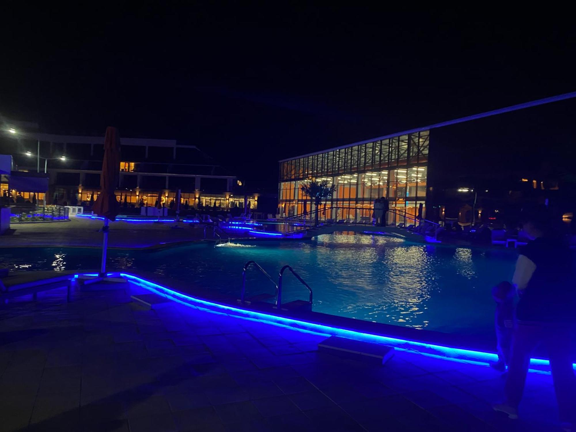 Таунхаус В Baytur Resort Бостери Экстерьер фото